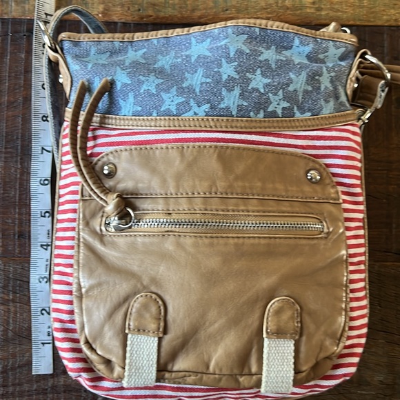 Cato Stars and Stripes Purse - Picture 7 of 8